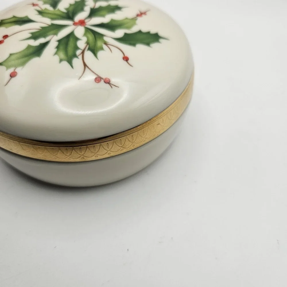Lenox Holiday Dimensions Collection Lidded Trinket Box with Holly Design